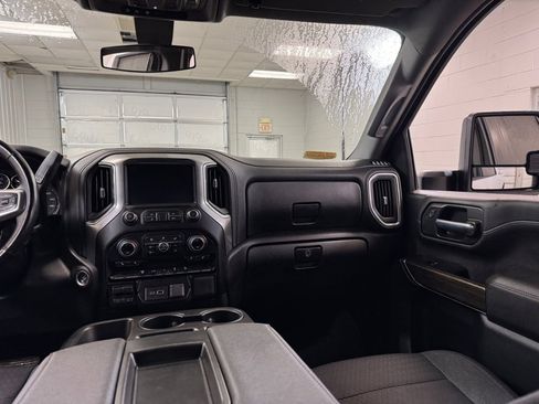 Used 2023 Chevrolet Silverado 2500 LT w/ Convenience Package image 23