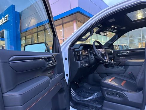 New 2025 GMC Sierra 1500 AT4 AWD/4WD image 53