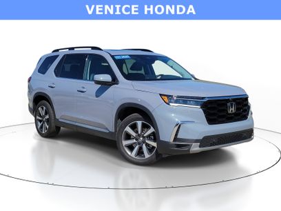 Used 2025 Honda Pilot Elite