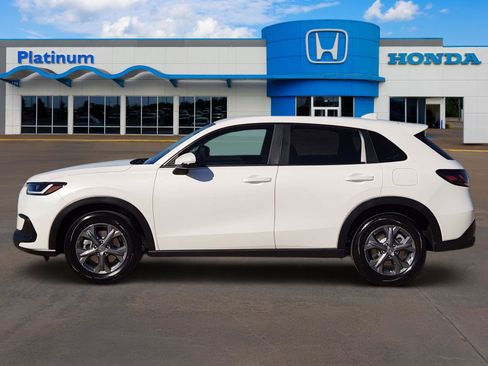 New 2026 Honda HR-V LX image 3