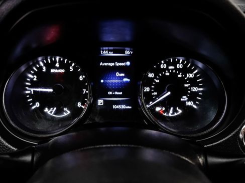 Used 2018 Nissan Rogue Sport SV FWD image 18