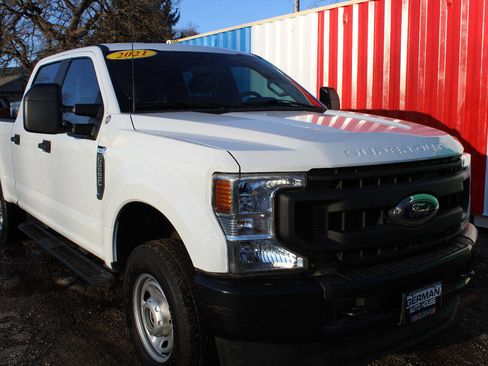 Used 2021 Ford F250 XL w/ Power Equipment Group AWD/4WD image 4