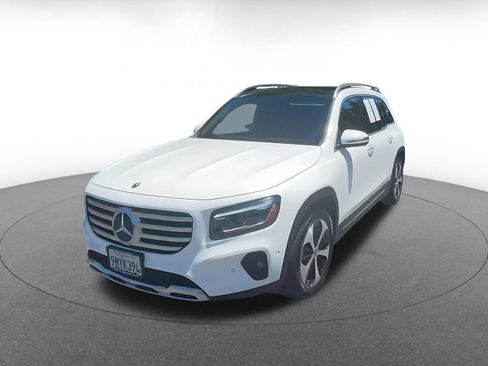 Used 2025 Mercedes-Benz GLB 250 image 8