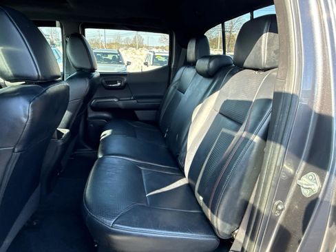 Used 2020 Toyota Tacoma TRD Pro image 11