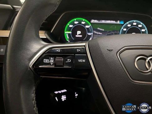 Used 2024 Audi Q8 e-tron Premium image 38