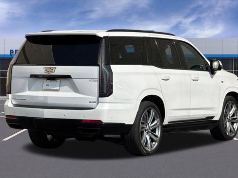 Used 2025 Cadillac Escalade Sport Platinum AWD/4WD image 4