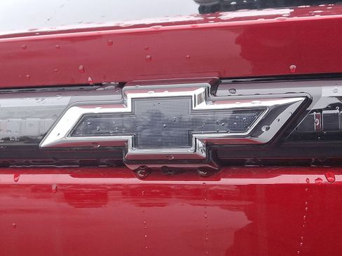 New 2026 Chevrolet Equinox EV RS FWD image 19