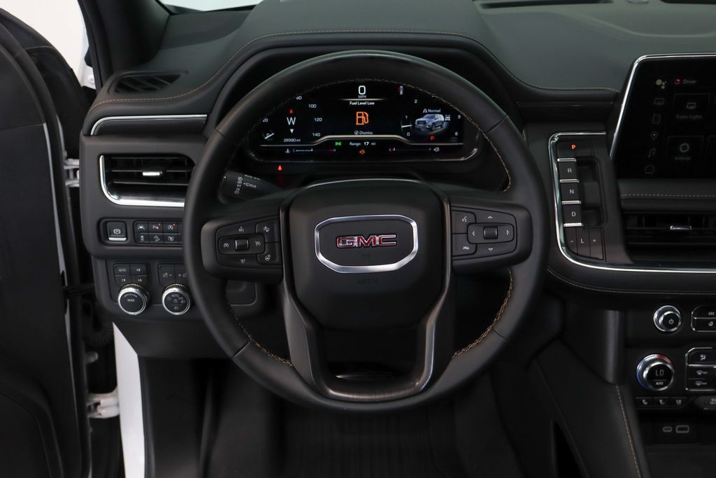 Used 2024 GMC Yukon AT4 w/ Technology Package AWD/4WD image 23