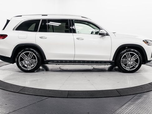 Used 2026 Mercedes-Benz GLS 450 4MATIC image 38