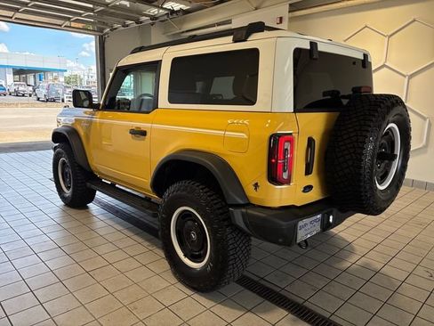 Used 2024 Ford Bronco Heritage Edition AWD/4WD image 3