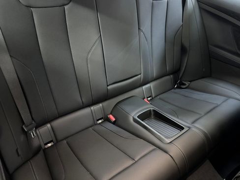 Used 2025 BMW 230i Coupe w/ Premium Package RWD image 30