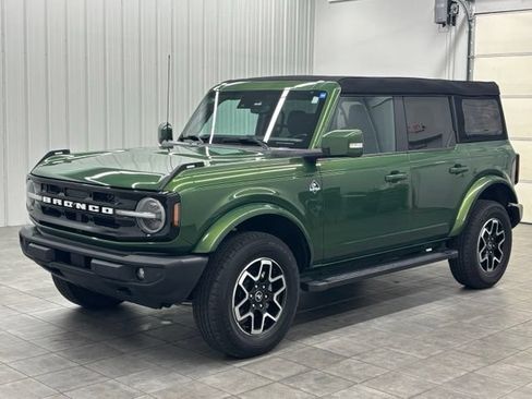 Used 2023 Ford Bronco Outer Banks AWD/4WD image 5