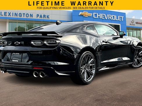Used 2023 Chevrolet Camaro ZL1 RWD image 13