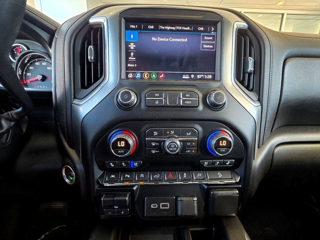 Used 2019 Chevrolet Silverado 1500 LTZ AWD/4WD image 49