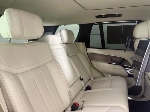 Used 2025 Land Rover Range Rover Autobiography AWD/4WD image 30