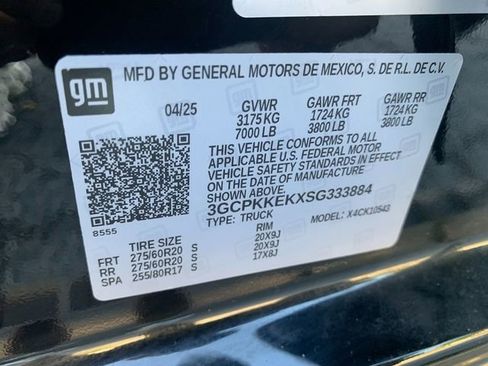 Used 2025 Chevrolet Silverado 1500 LT AWD/4WD image 27