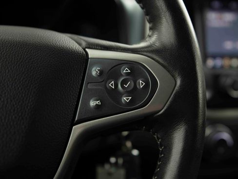 Used 2022 Chevrolet Colorado Z71 w/ Safety Package image 7