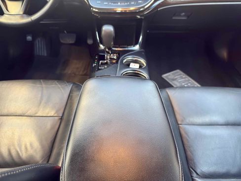 Used 2014 Toyota Avalon Limited image 29