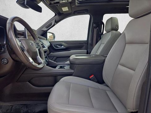 Used 2023 Chevrolet Suburban Z71 w/ Luxury Package image 15