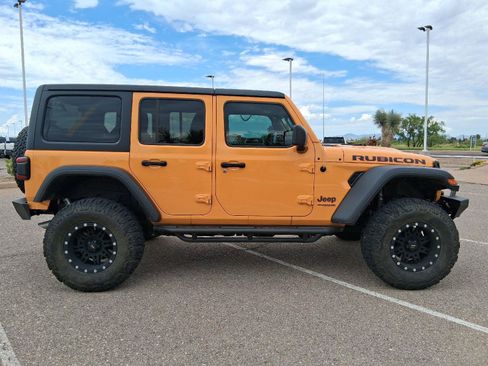 Used 2021 Jeep Wrangler Unlimited Rubicon AWD/4WD image 6