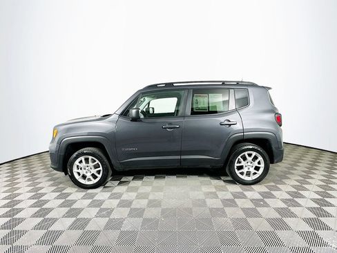 Used 2022 Jeep Renegade Latitude w/ Convenience Group AWD/4WD image 7