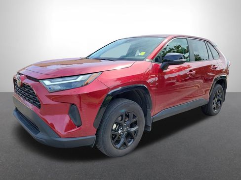 Used 2024 Toyota RAV4 LE FWD image 1