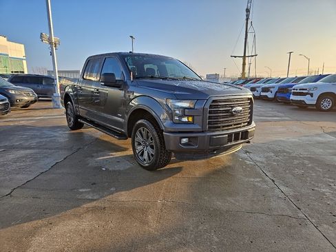 Used 2016 Ford F150 XLT w/ Equipment Group 302A Luxury image 8