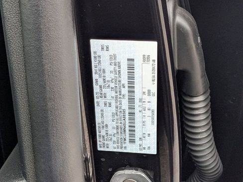 Used 2025 Ford Escape ST-Line image 17