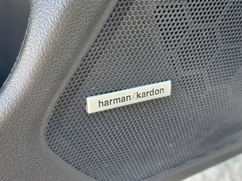 Used 2018 Subaru Outback 2.5i Touring image 24