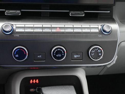 New 2026 Hyundai Kona SE AWD/4WD image 18