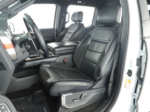 Certified 2022 Ford F150 Raptor w/ Equipment Group 801A High image 9