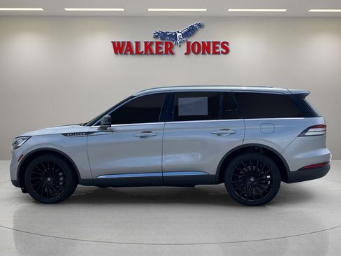 Used 2022 Lincoln Aviator Reserve image 6
