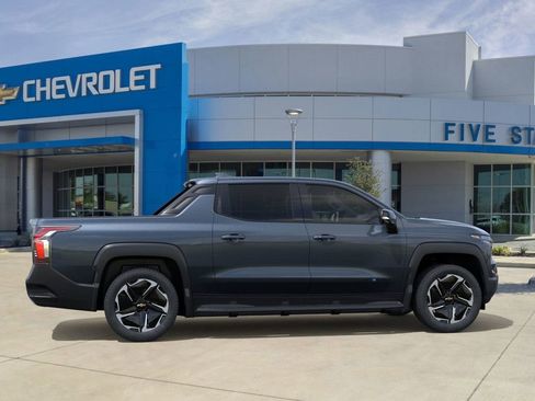New 2026 Chevrolet Silverado EV LT image 5