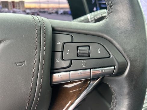 Used 2024 Cadillac Escalade Sport Platinum w/ LPO, ONYX Package image 27