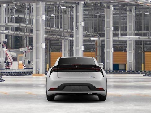 New 2026 Toyota Prius LE FWD image 30