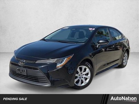 Certified 2024 Toyota Corolla LE FWD image 1