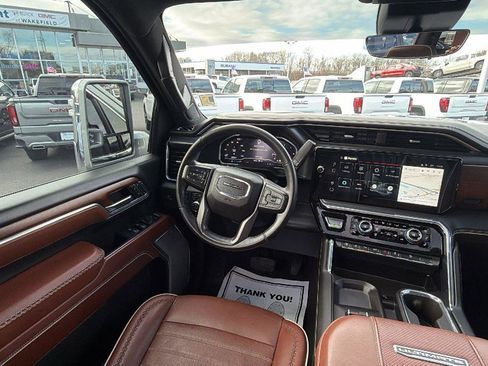 Used 2024 GMC Sierra 2500 Denali Ultimate w/ Snow Plow Prep/Camper Package image 25