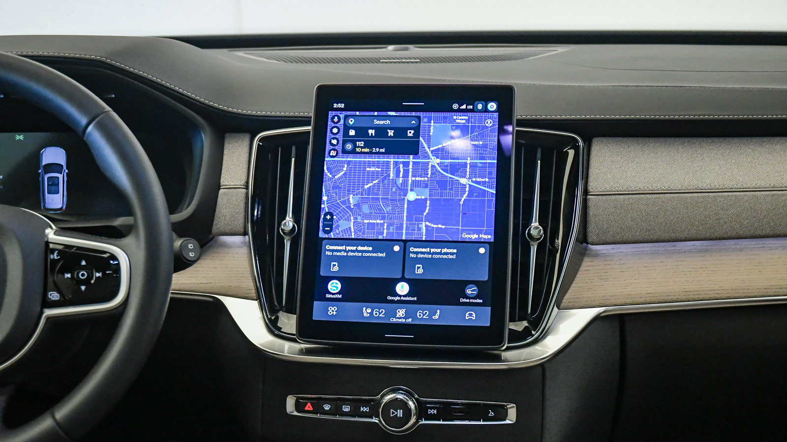 Certified 2026 Volvo XC90 B6 Plus AWD/4WD image 14