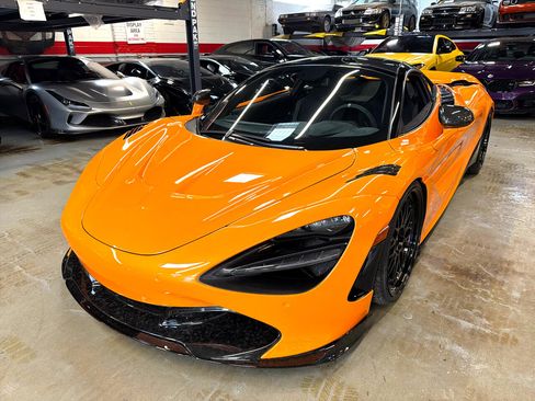 Used 2019 McLaren 720S image 11