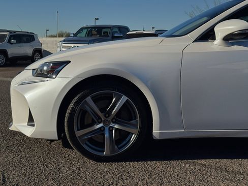 Used 2018 Lexus IS 300 300 image 10