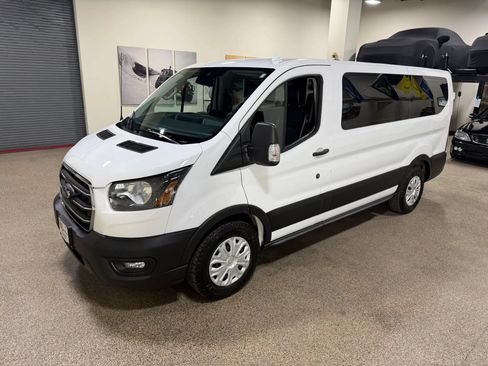 Used 2020 Ford Transit 150 XL RWD image 4