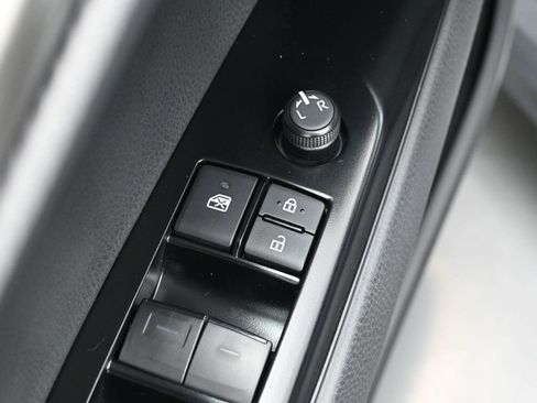 Certified 2025 Toyota Camry SE image 12