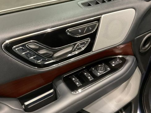Used 2022 Lincoln Navigator L Reserve image 7