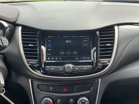 Used 2019 Chevrolet Trax LT image 13