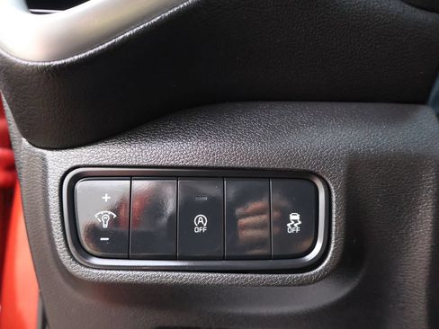 Certified 2021 Kia Soul LX FWD image 39