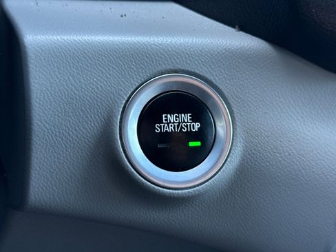 Used 2018 GMC Terrain SLE FWD image 23