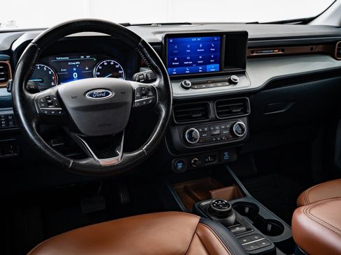 Used 2022 Ford Maverick Lariat w/ Lariat Luxury Package image 4