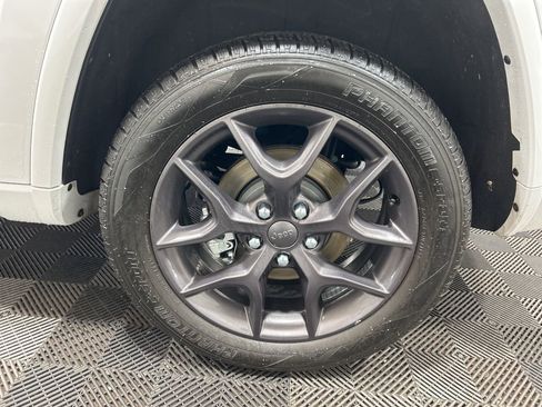 Used 2021 Jeep Grand Cherokee Limited w/ Quick Order Package 28K 80th image 35