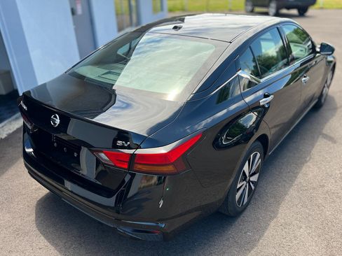Used 2020 Nissan Altima 2.5 SV FWD image 9
