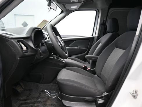 Used 2015 RAM ProMaster City Tradesman SLT w/ Rear Back-up Camera Group FWD image 11